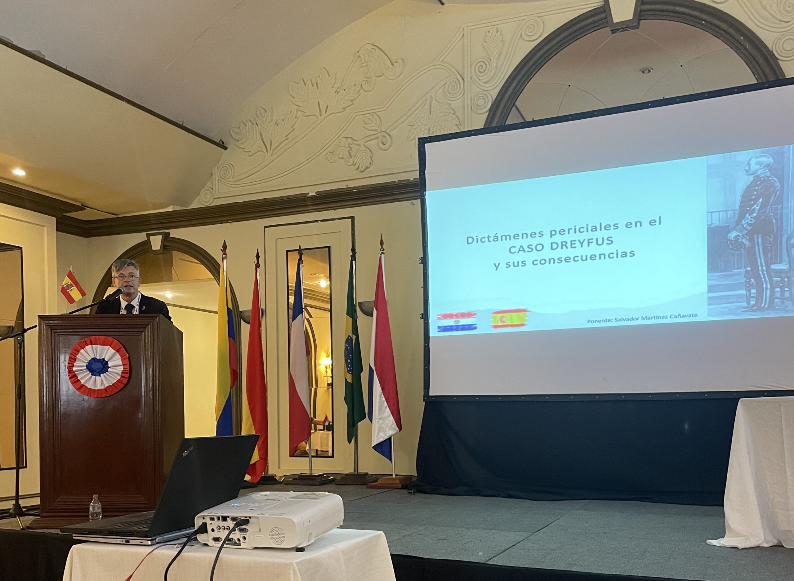 Ponente en el Congreso Internacional en Asunción Paraguay
